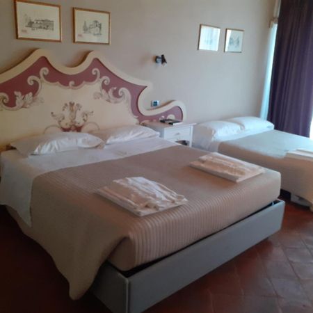 Corte Breda, Agriturismo Bed&Breakfast Chiari Exterior foto